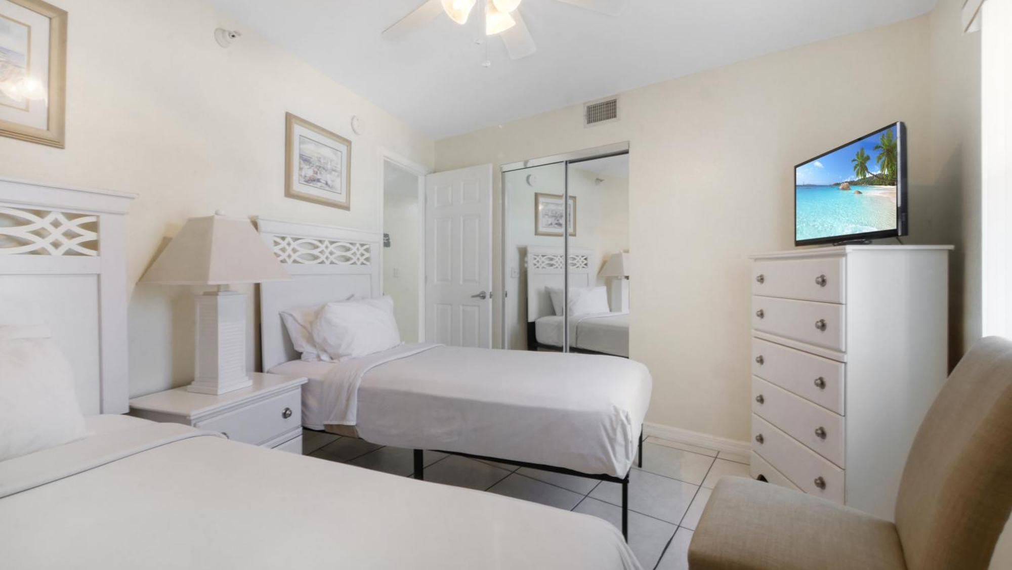 South Beach Oceanfront Resort St. Pete Beach Dış mekan fotoğraf