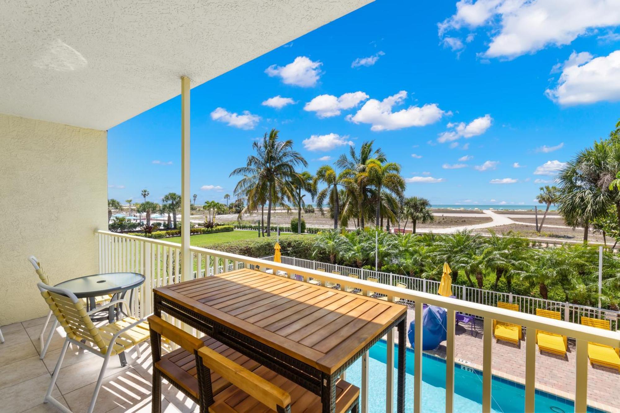 South Beach Oceanfront Resort St. Pete Beach Oda fotoğraf