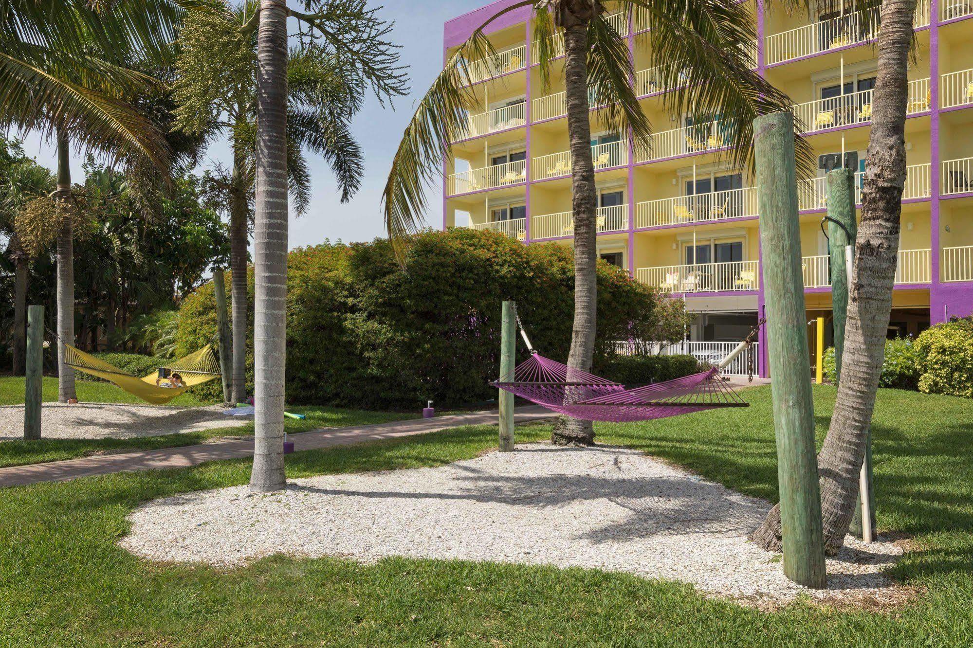 South Beach Oceanfront Resort St. Pete Beach Dış mekan fotoğraf